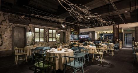 “隨物成器，巧在其中” 高品質(zhì)接待會所。